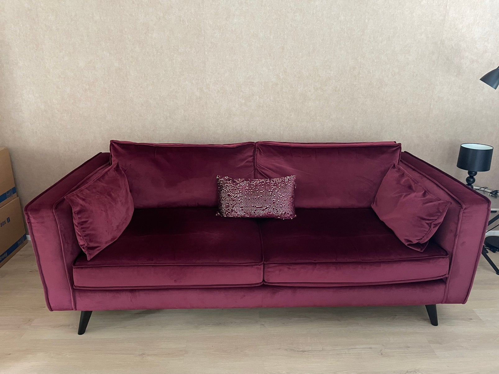 3zits velours bank met hocker (per 25-6 beschikbaar), Ophalen, Zo goed als nieuw, 75 tot 100 cm, 200 tot 250 cm