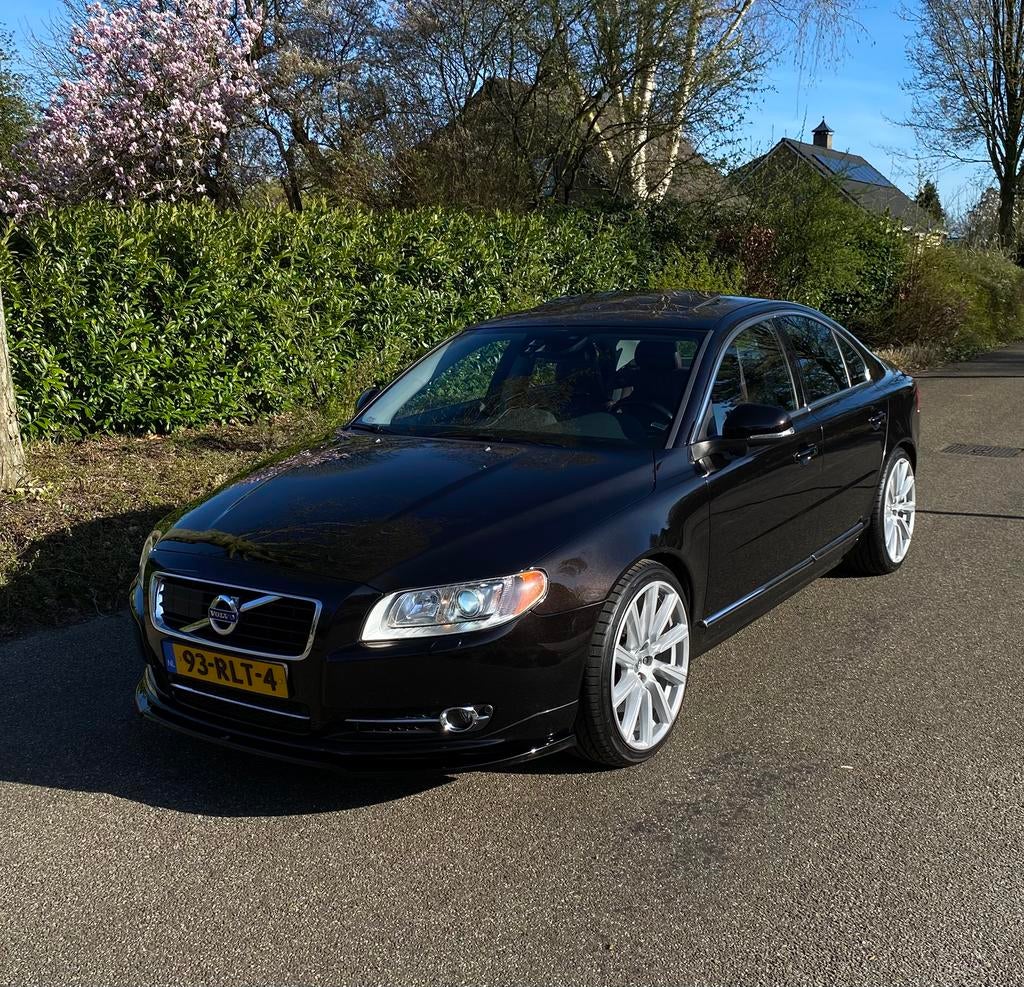 Volvo S80 132KW Aut6 2011 Zwart Goede opties, 1596 cc, 4 cilinders, 179 pk, Zwart