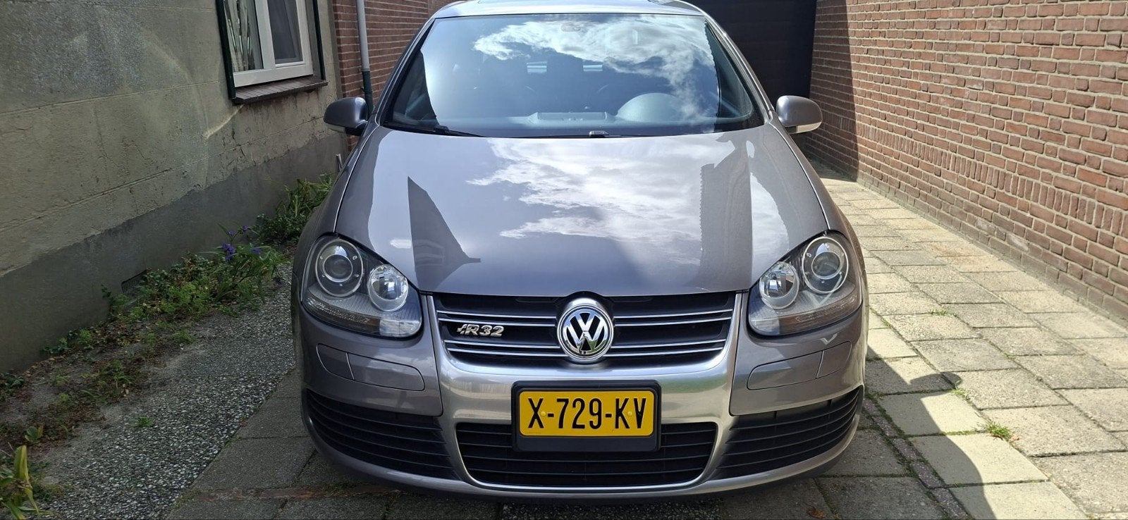 Volkswagen r32, Automaat, Stoelverwarming, Leder, Grijs