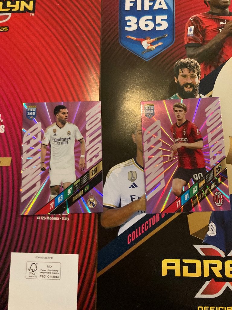 Panini voetbalkaartjes 24/25, Ophalen of Verzenden, Zo goed als nieuw