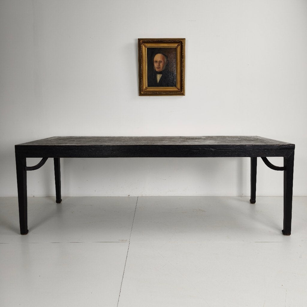 Zwarte Chinese Qing-eettafel 230 cm –18e-eeuw, origineel lak, Antiek en Kunst, Antiek | Meubels | Tafels, Ophalen of Verzenden