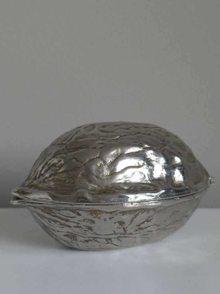 Luxe Verzilverde Walnoot Notenkraker – Model EDZARD, -, -, Zilver, Ophalen of Verzenden