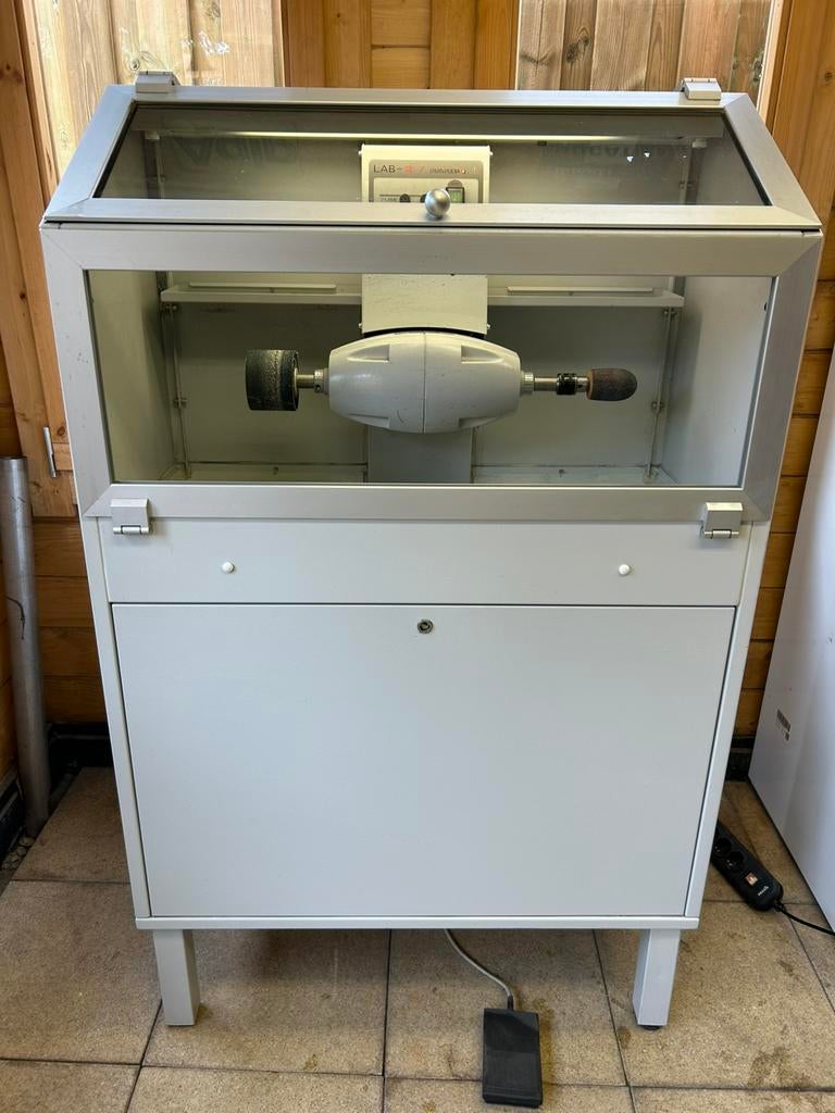 Podo therapie schuurmachine slijpmachine, Ophalen, Zo goed als nieuw, 600 tot 1200 watt, Overige typen