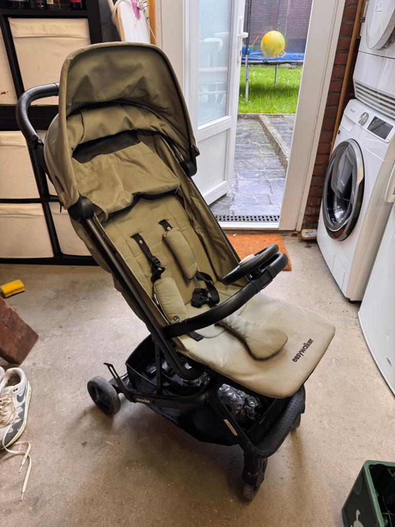 Easywalker miley 2 groen buggy,  incl. regenhoes, Kinderen en Baby's, Ophalen of Verzenden, Zo goed als nieuw, Verstelbare rugleuning