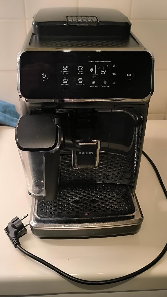 Philips LatteGo (2231/40), Witgoed en Apparatuur, Ophalen, Afneembaar waterreservoir, Gebruikt, Combi