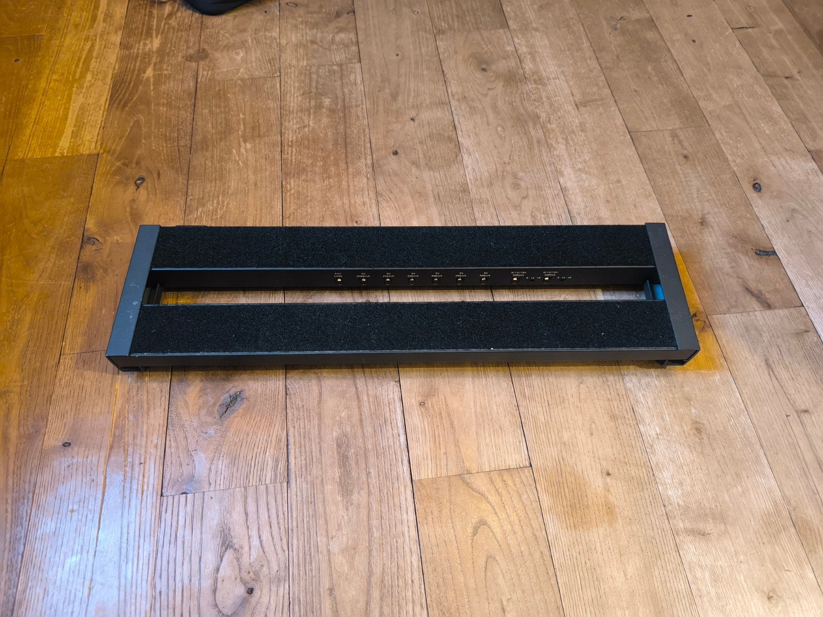 Harley Benton Spaceship Power 50C Pedalboard met tas, Ophalen of Verzenden, Zo goed als nieuw
