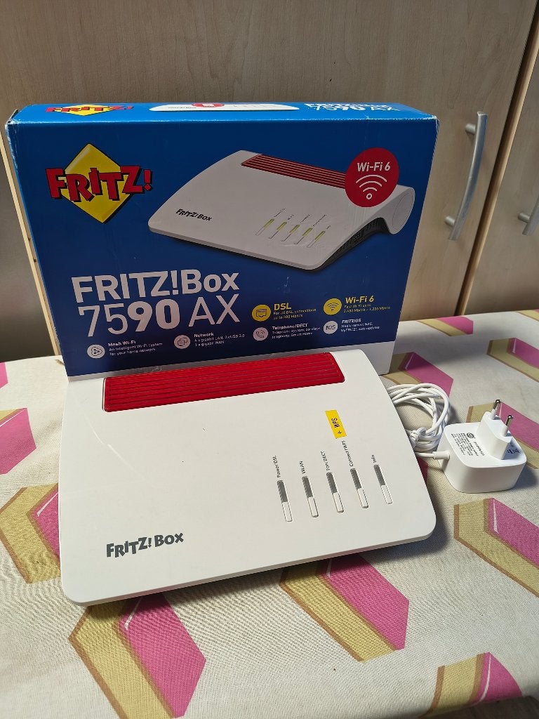 FRITZ!Box 7590AX v2 incl. 2x 1200 AX Repeaters, Ophalen of Verzenden, Zo goed als nieuw, Router, Fritz!Box