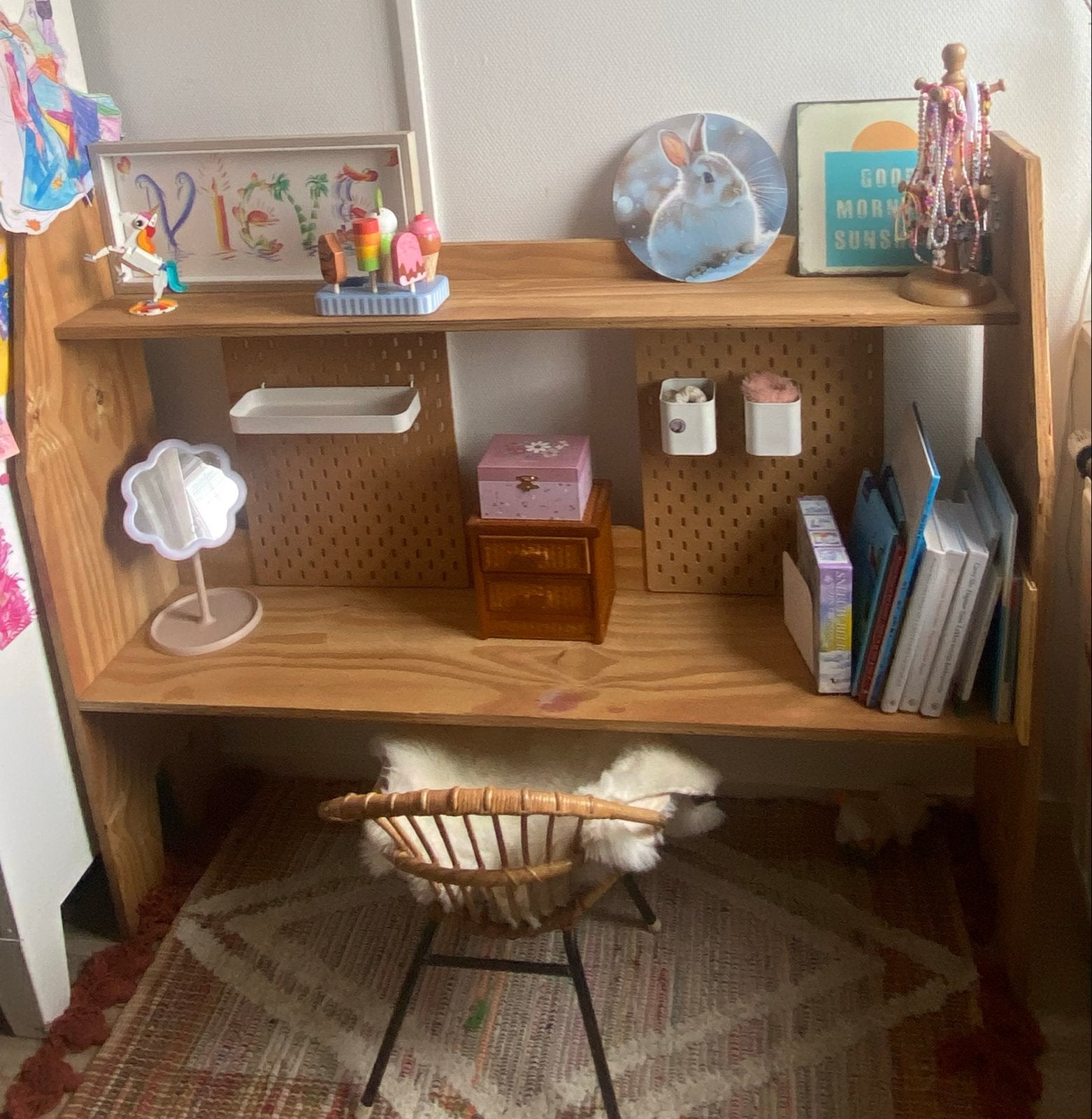 Houten kinderbureau Montessori speelhoek 2-6 jaar, Kinderen en Baby's, Kinderkamer | Tafels en Stoelen, Ophalen, Gebruikt, Tafel(s)