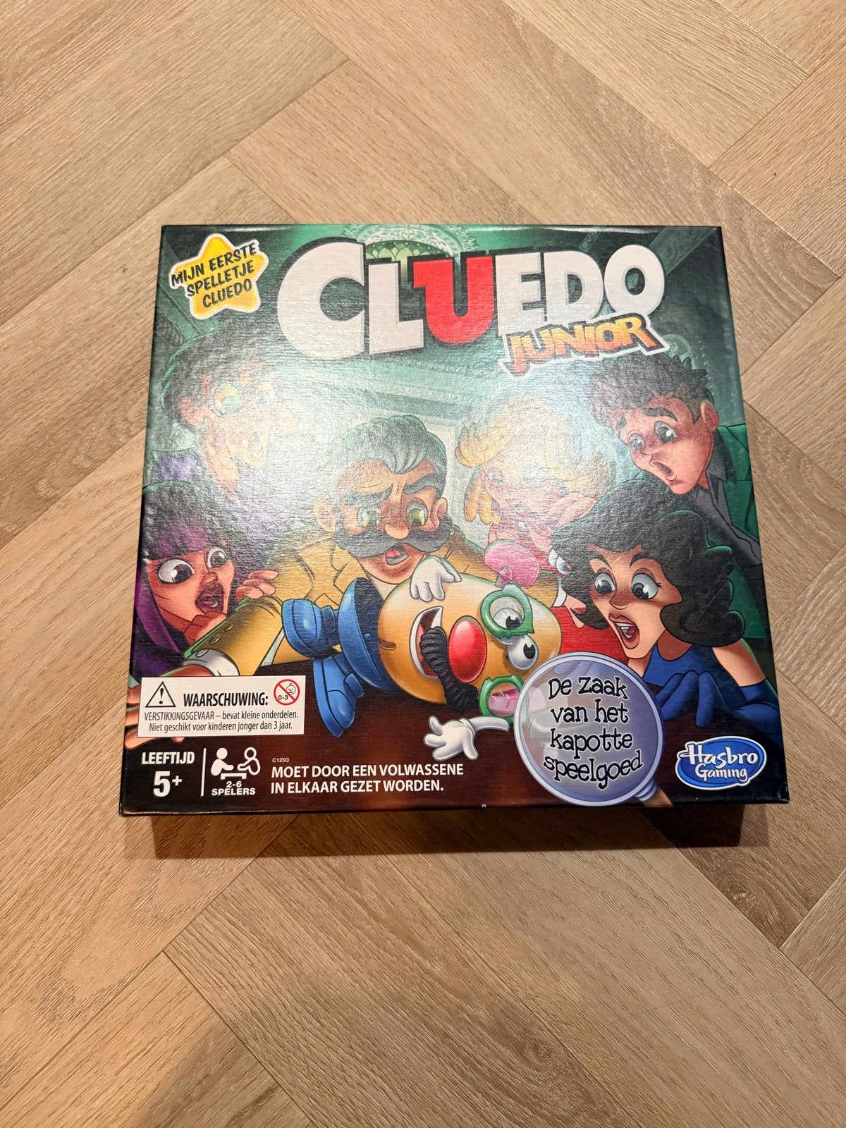 Cluedo Junior - Mijn Eerste Spelletje Cluedo, Drie of vier spelers, Ophalen of Verzenden, Zo goed als nieuw