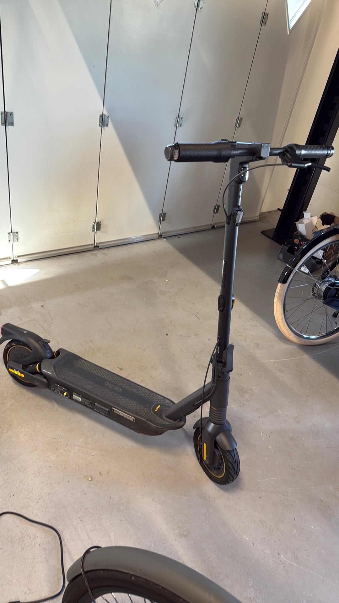 Segway ninebot max g2 405 km, Fietsen en Brommers, Steps, Ophalen, Gebruikt, Elektrische step (E-scooter)