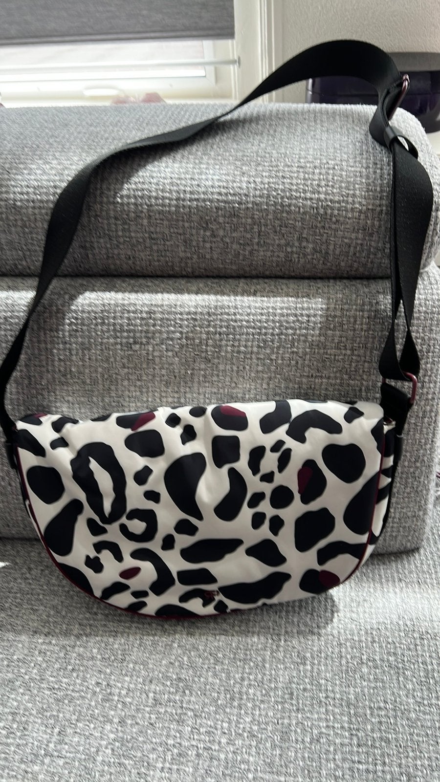 Tas Parfois. Dierenprint. Nieuw, Ophalen of Verzenden, Nieuw, Zwart