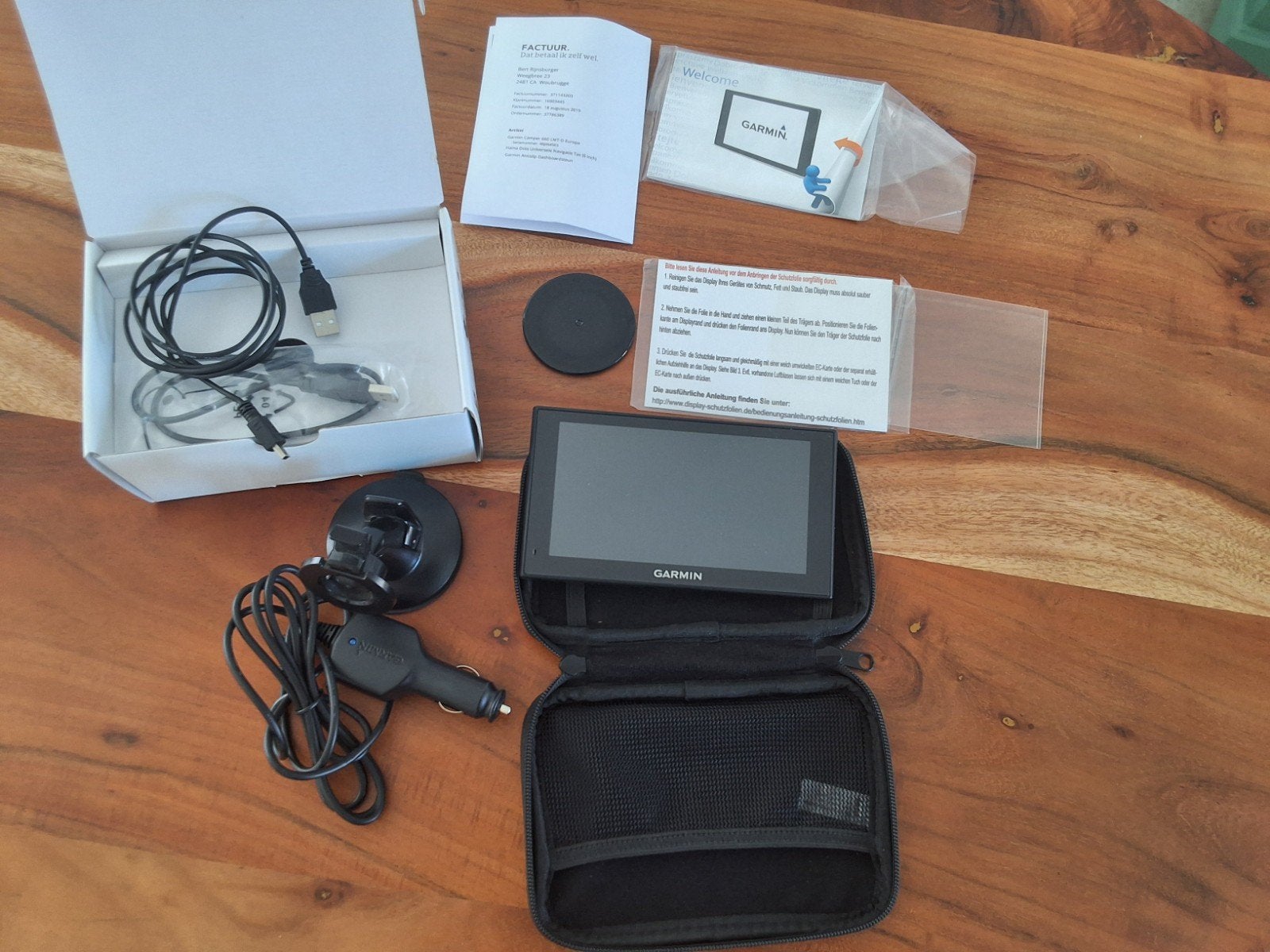 Garmin Camper 660 LMT-D Navigatie met accessoires, Ophalen of Verzenden, Zo goed als nieuw