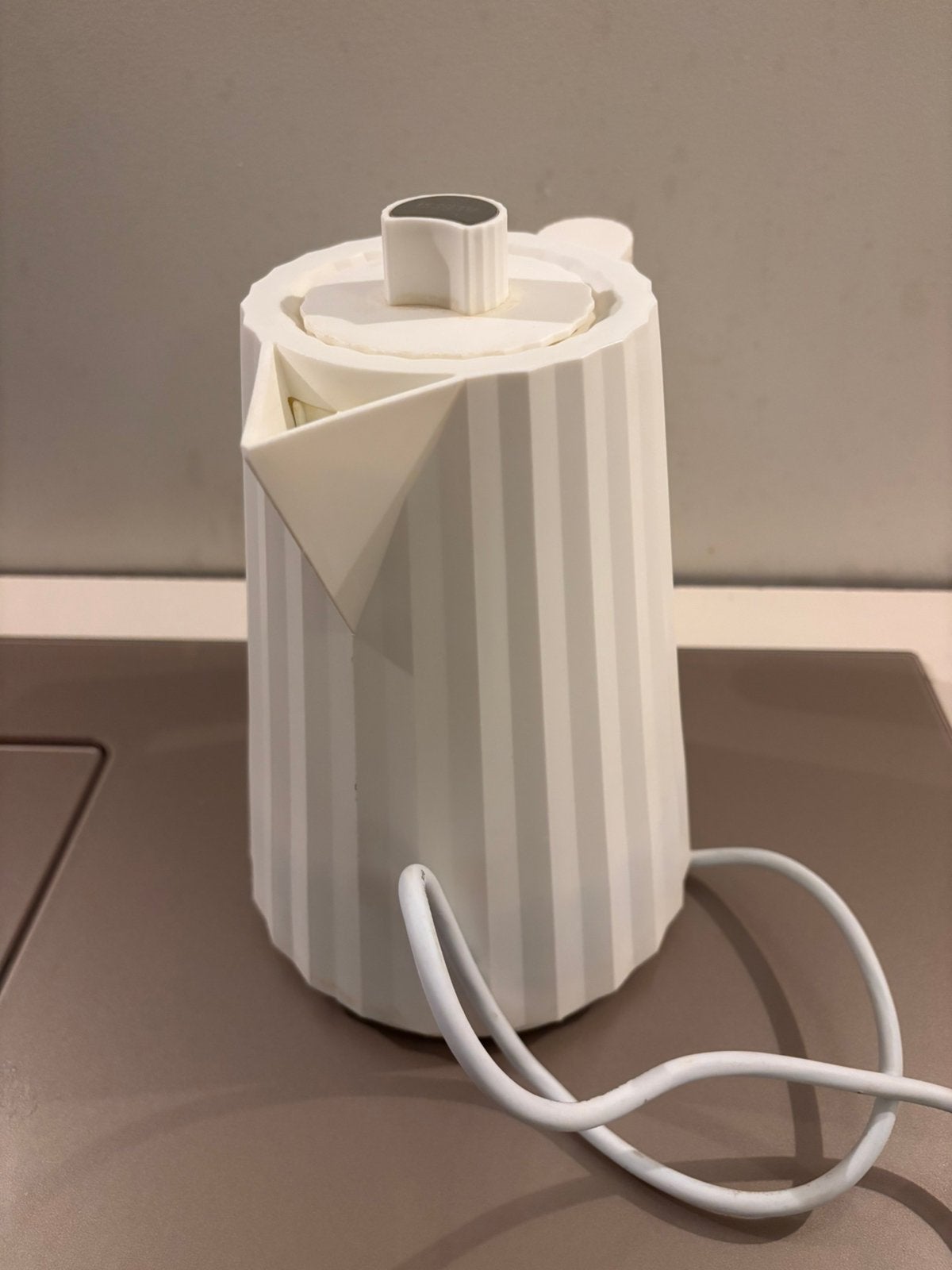 Mooie Alessi waterkoker Plisse, 1 tot 2 liter, Ophalen of Verzenden, Zo goed als nieuw
