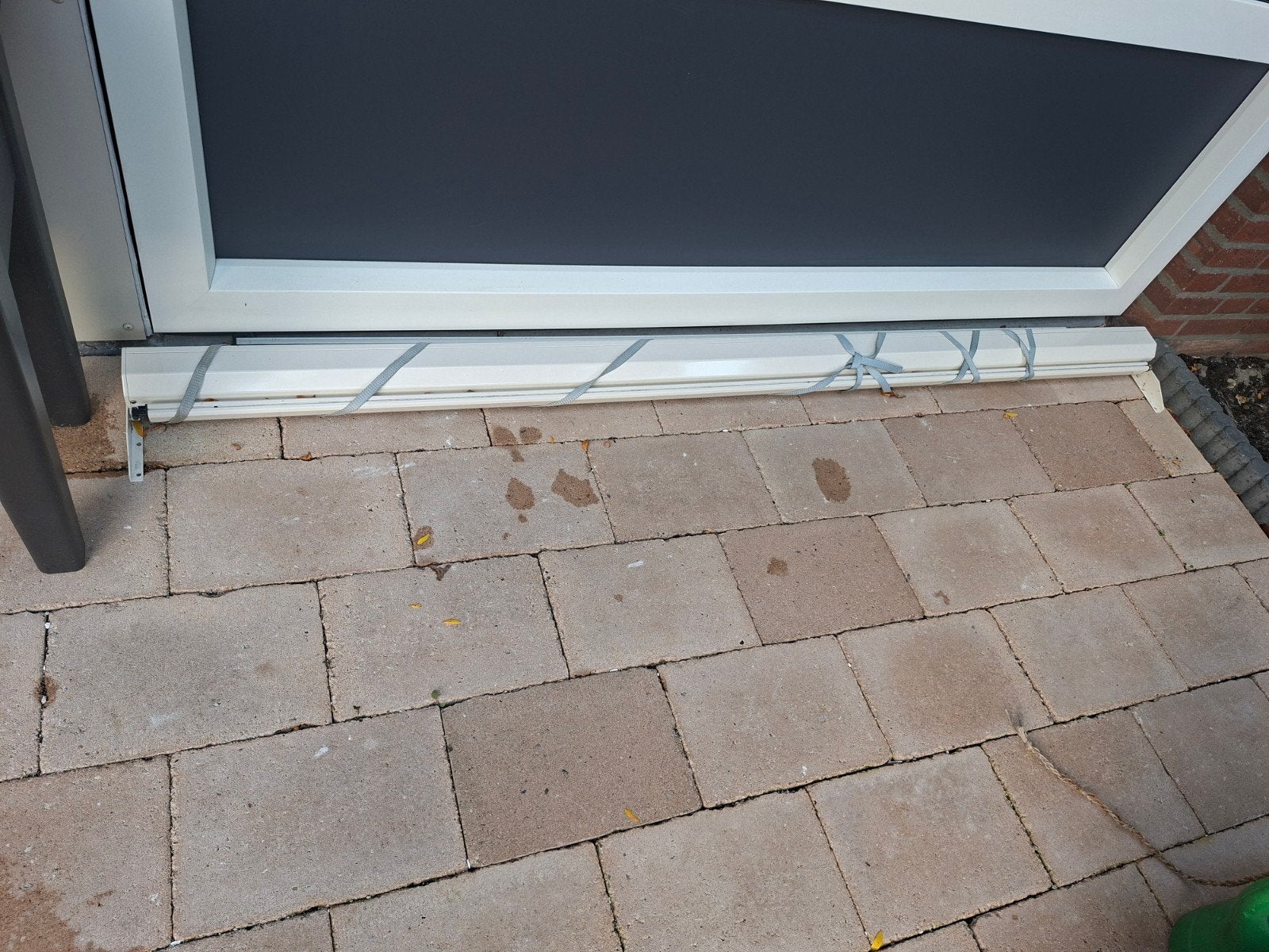 Zonnescreen crème 1.90m breed x 1.75m hoog handbediening, Ophalen, 150 tot 300 cm, Screen, Minder dan 250 cm