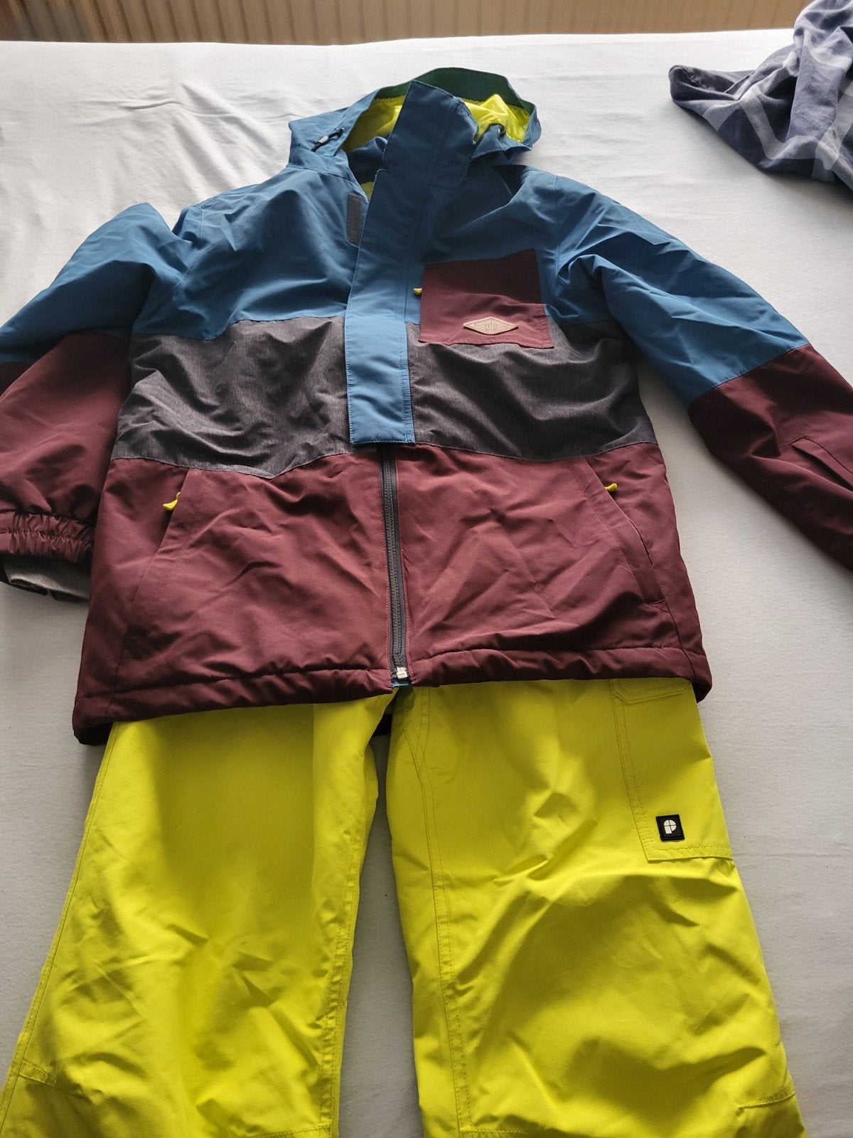 ski pak, Ophalen, Protest, Overige maten, Gedragen