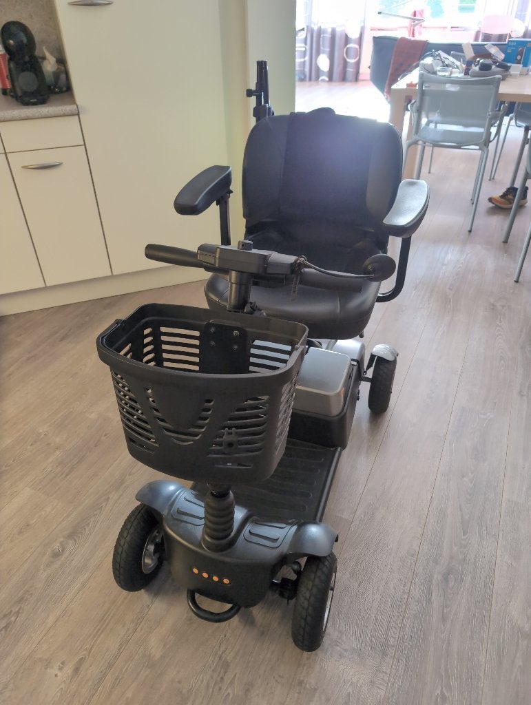 Vivo 4 scootmobiel, Ophalen, Life and Mobility, 10 km/u of minder, 16 t/m 25 km