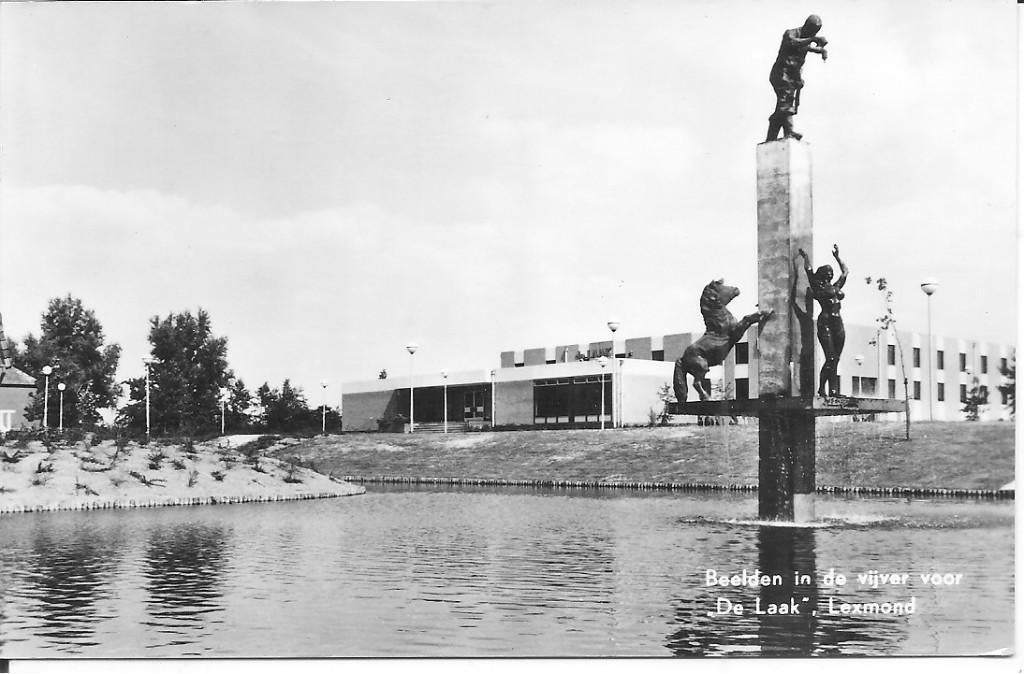 Lexmond  Beelden in de vijver voor De Leek., Ophalen of Verzenden, 1960 tot 1980, Ongelopen, Zuid-Holland