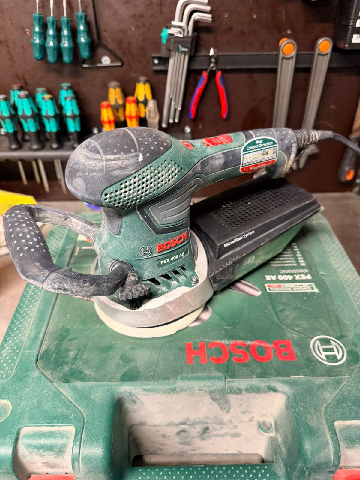 Bosch pex400 schuurmachine., Ophalen of Verzenden, Zo goed als nieuw, Minder dan 600 watt, Vlakschuurmachine