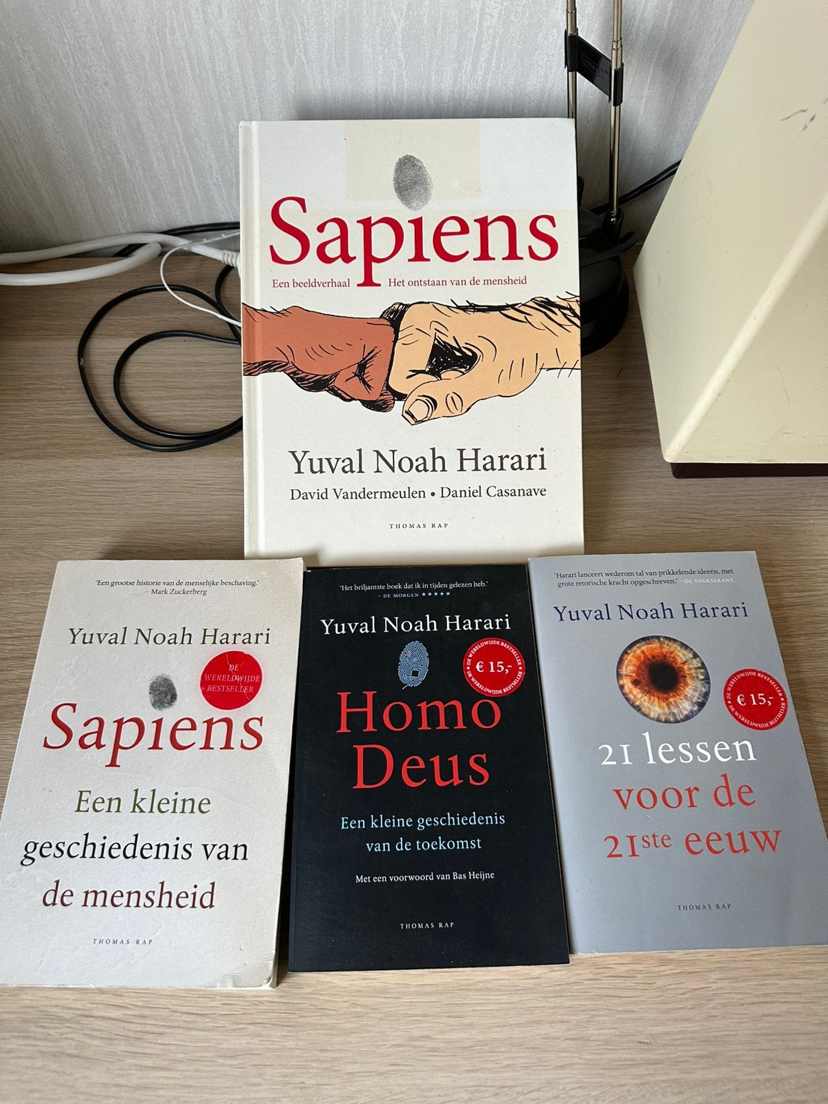 Yuval Noah Harari, Sapiens en strip, Homo Deus, 21 lessen, Ophalen of Verzenden, Gelezen
