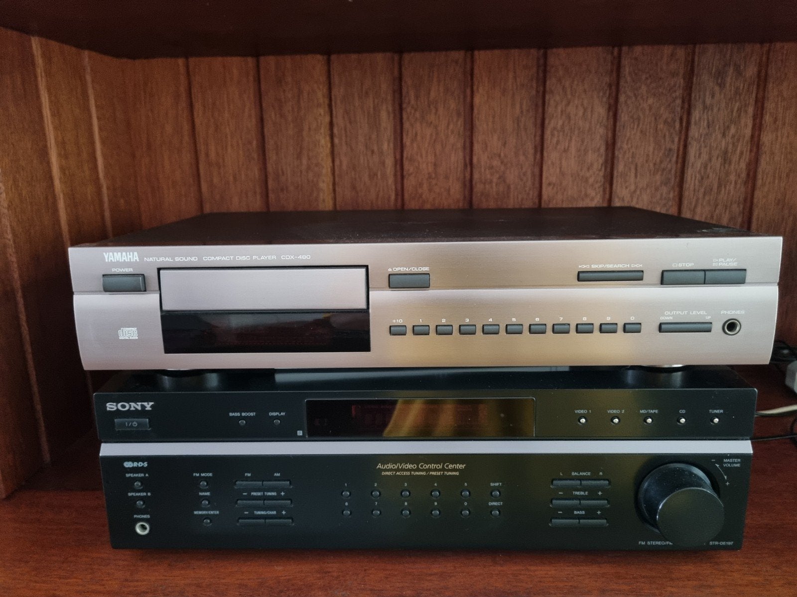 Yamaha CDX-480 CD-speler en Sony Audio/Video Control Center, Ophalen, Gebruikt, Sony
