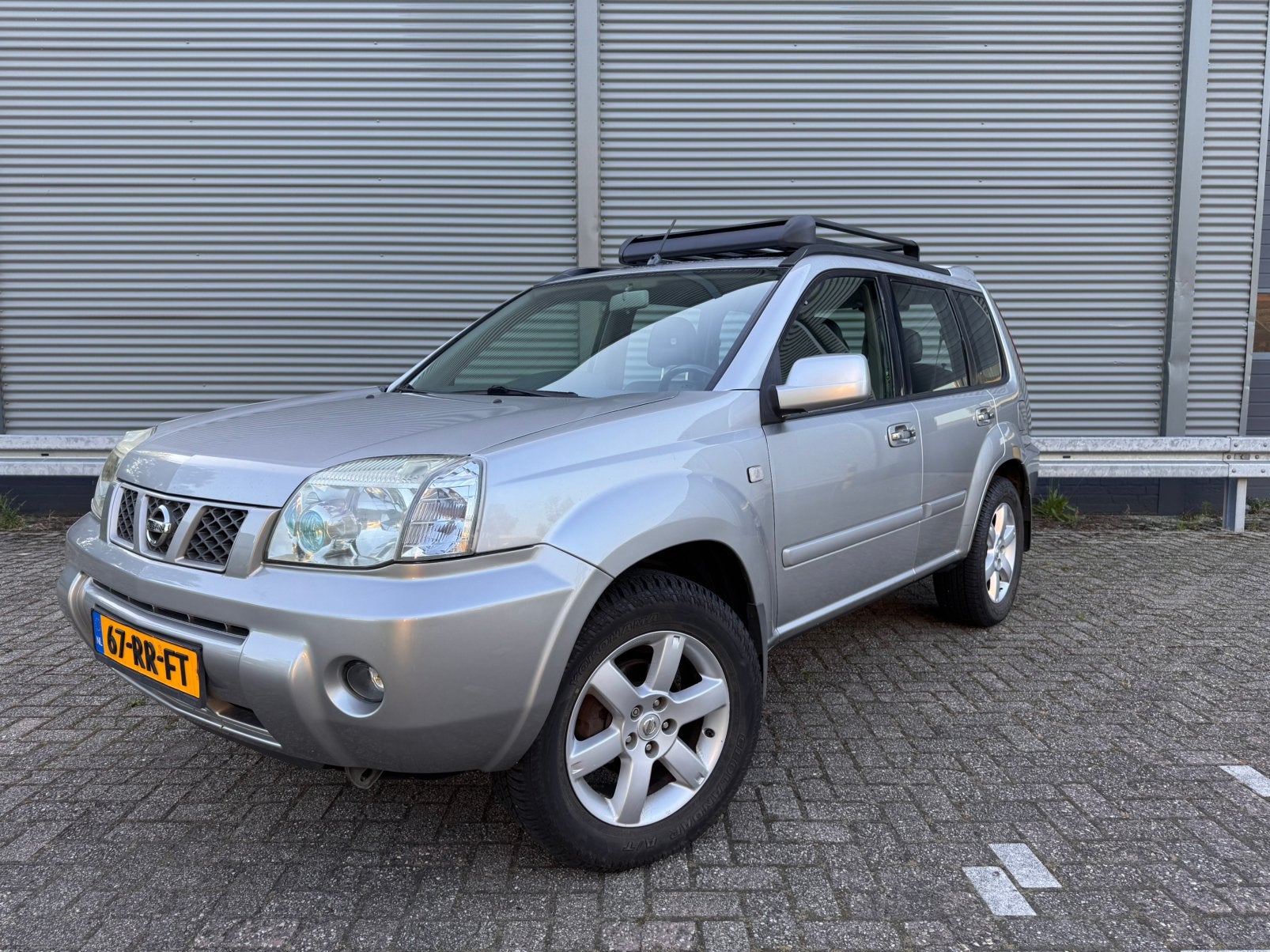 Nissan X-Trail 2.5 4X4, climate, trekhaak, leder, pdc., Auto's, Euro 5, 164 pk, Zwart, 4 cilinders