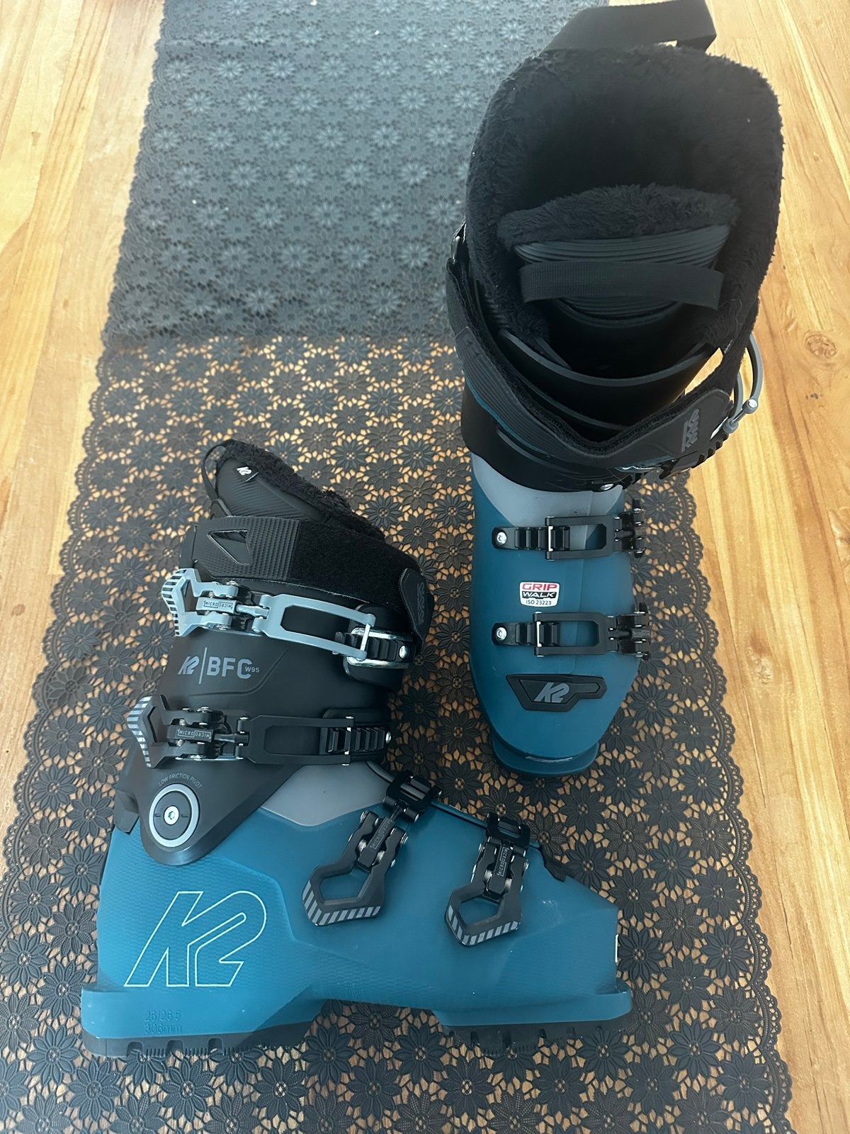 K2 BFC dames ski schoenen mondo 26/26,5 - Zo goed als nieuw, 160 tot 180 cm, Schoenen, Zo goed als nieuw, Skiën