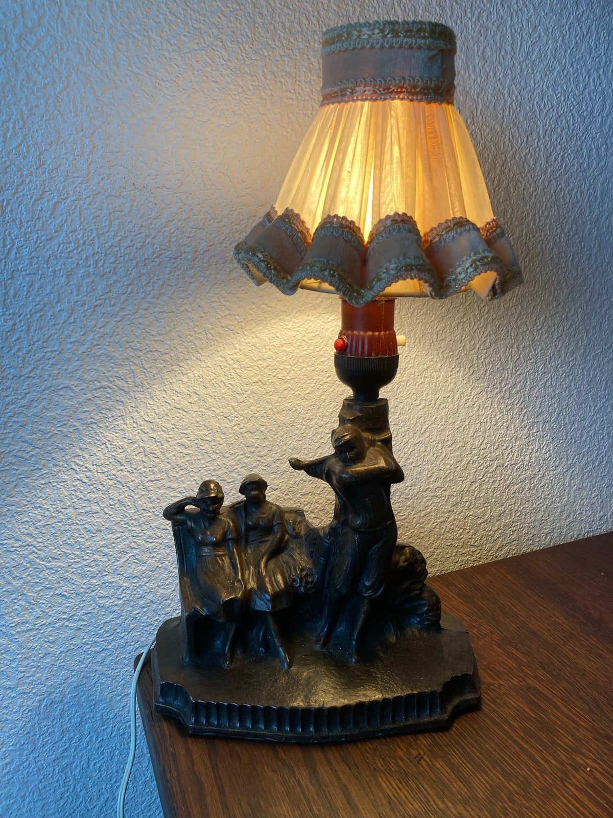 Art Deco Golflamp Jaren '30: Golfer met Dames op Bankje, Ophalen of Verzenden