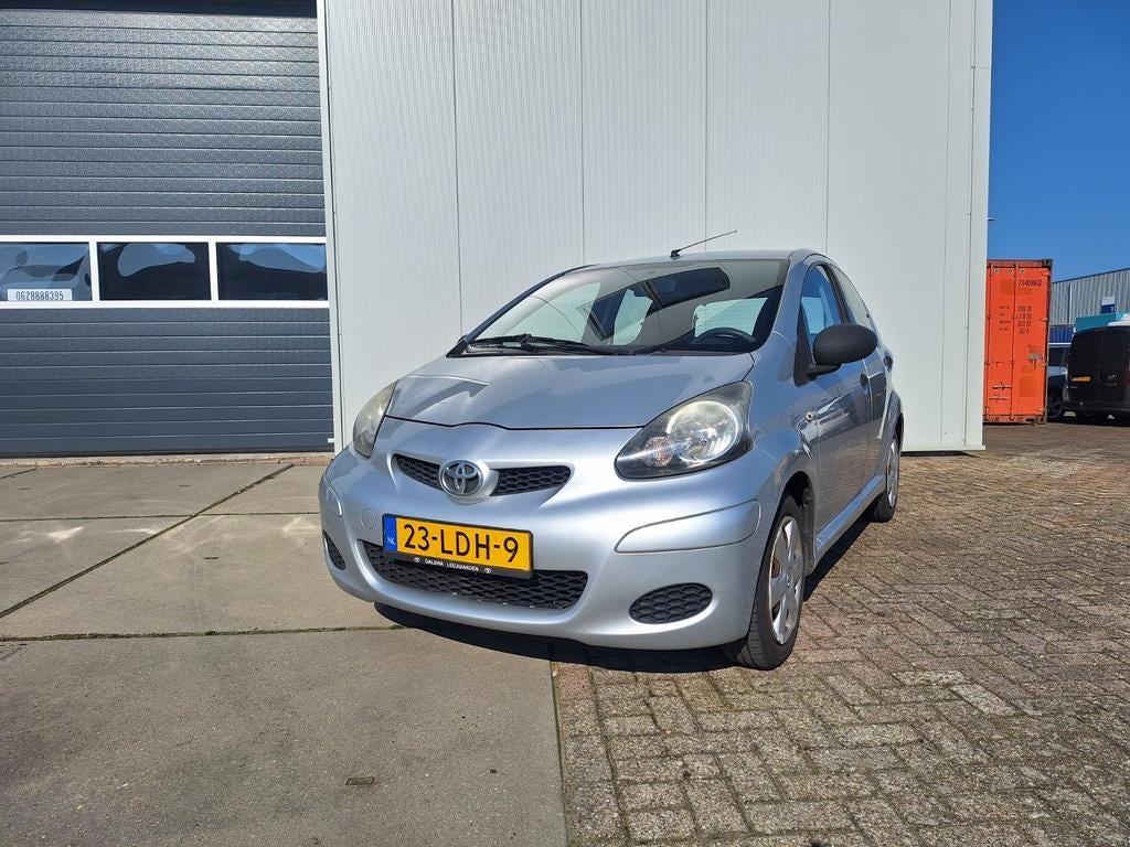Toyota Aygo 1.0 12V Vvt-i 5DRS 2010 nieuwe apk, Voorwielaandrijving, 4 stoelen, 68 pk, Origineel Nederlands