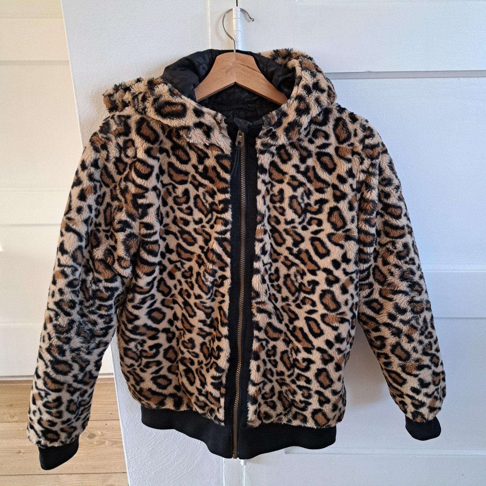 WE Fashion reversible winterjas 158/164, Ophalen of Verzenden, Zo goed als nieuw, Meisje, Jas