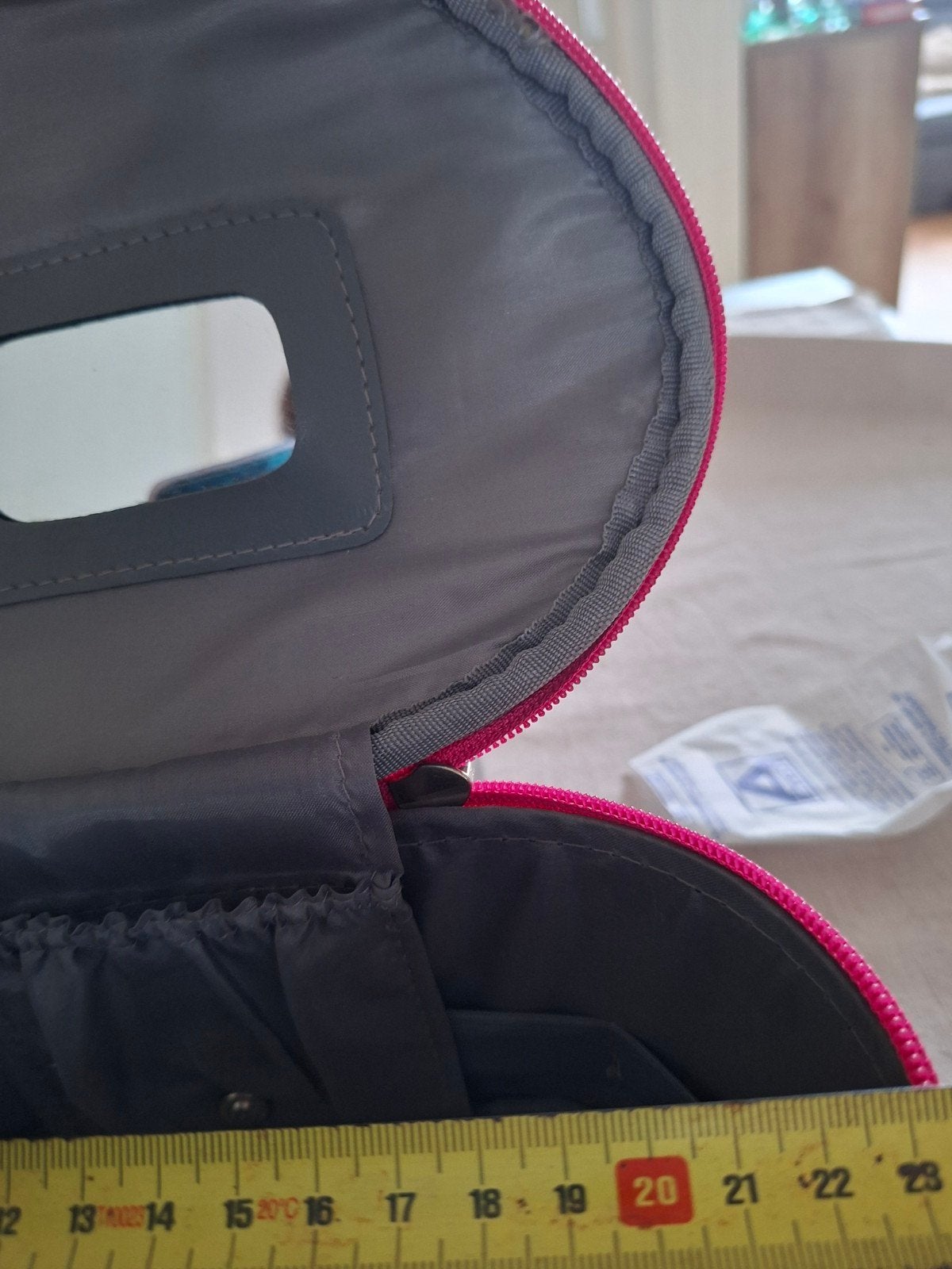 Zwart make-up tasje met roze rits en spiegeltje, Zwart, Ophalen of Verzenden, Hardcase, Zo goed als nieuw