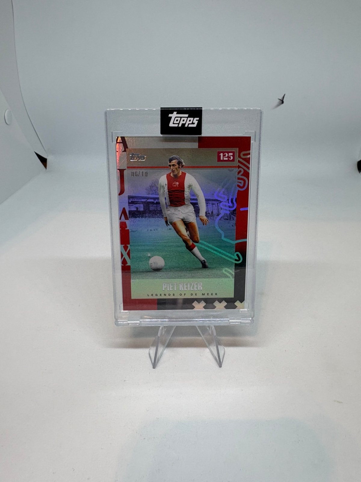 Topps 125 Years Ajax 2025 Piet Keizer Legends Red /10, Ophalen of Verzenden, Zo goed als nieuw, Plaatje