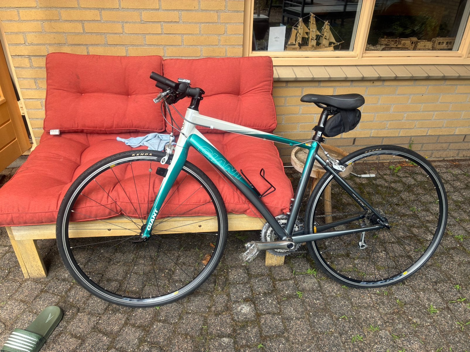 Hybride dames sportfiets GIANT, Ophalen, Gebruikt, Meer dan 20 versnellingen, Giant