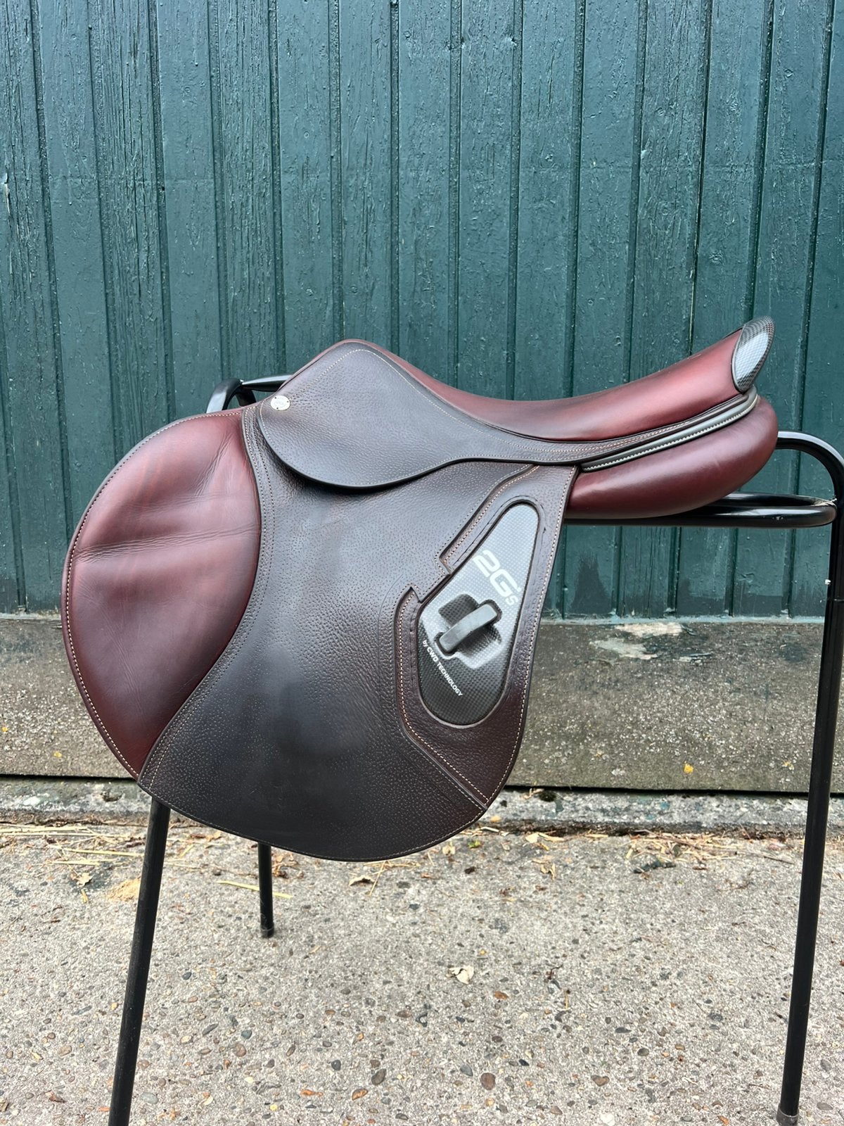 CWD 2G springzadel SE25 18 inch, Ophalen, Zo goed als nieuw, Springen