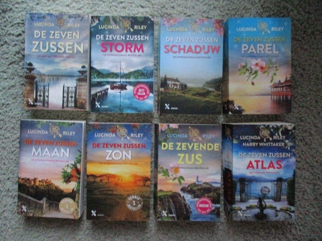De zeven zussen Lucinda Riley 8 x romans compleet Atlas, Ophalen of Verzenden, Zo goed als nieuw