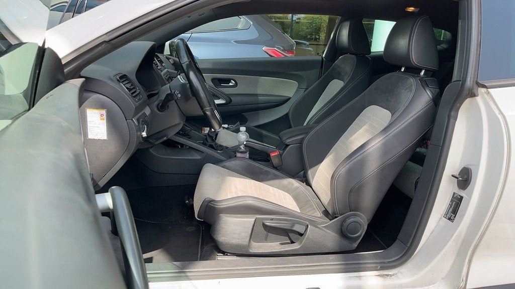 Volkswagen Scirocco 1.4 TSI 122pk Clima Navi PDC Schuifdak X, Voorwielaandrijving, Euro 5, Gebruikt, 4 cilinders