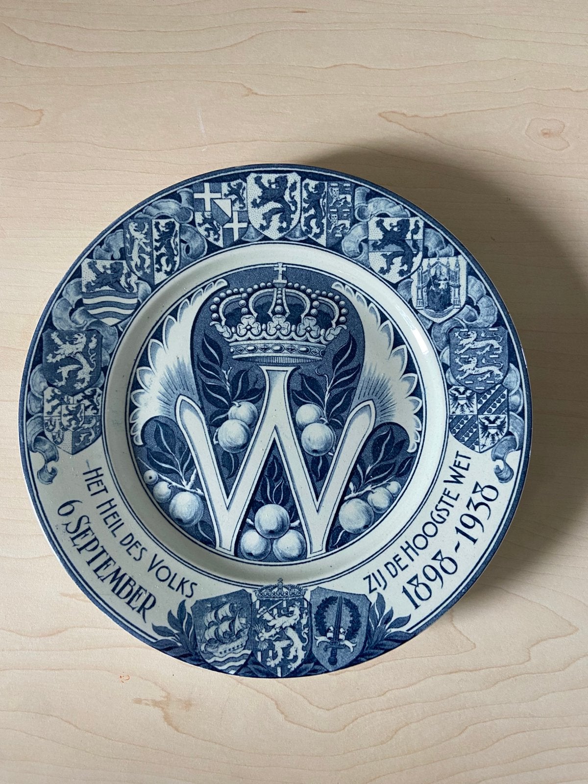 Herinneringsbord Koningin Wilhelmina, Verzamelen, Ophalen of Verzenden, Zo goed als nieuw, Nederland, Overige typen