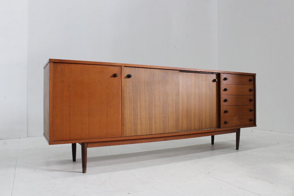 Vintage sideboard Mobilificio Montresor Italian design 1960s, 150 tot 200 cm, Met lade(s), Ophalen of Verzenden, Zo goed als nieuw