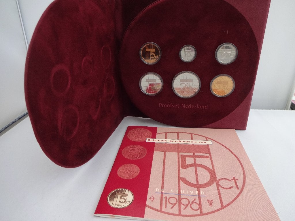 Cassette met 6 x Proof muntsets 1996 t/m 2001 Ned., Ophalen of Verzenden, Koningin Beatrix, Overige waardes, Setje