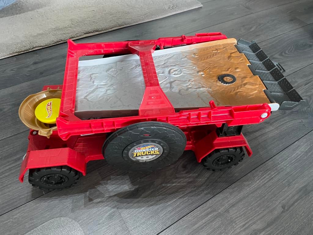 Hotwheels wagen - lanceerbaan, Ophalen, Zo goed als nieuw, Handmatig, Hot Wheels