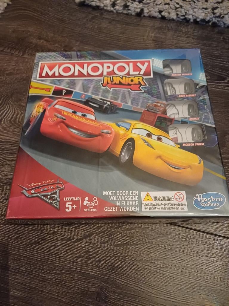 Monopoly Junior Cars Disney Pixar Bordspel, Hobby en Vrije tijd, Gezelschapsspellen | Bordspellen, Drie of vier spelers, Ophalen of Verzenden