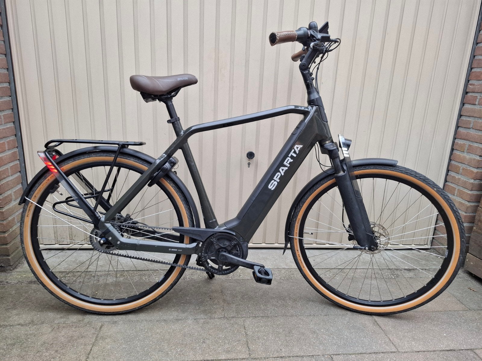 Sparta d-rule energy 28 inch 5v heren ebike smart belt

Fram, Ophalen, Sparta, Versnellingen