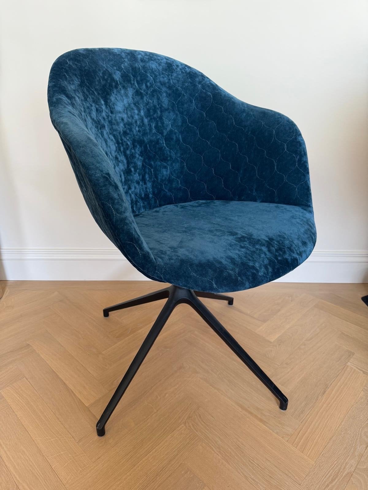 BoConcept Adelaide stoel - Blauw fluweel, Ophalen, Blauw, Zo goed als nieuw, Eén