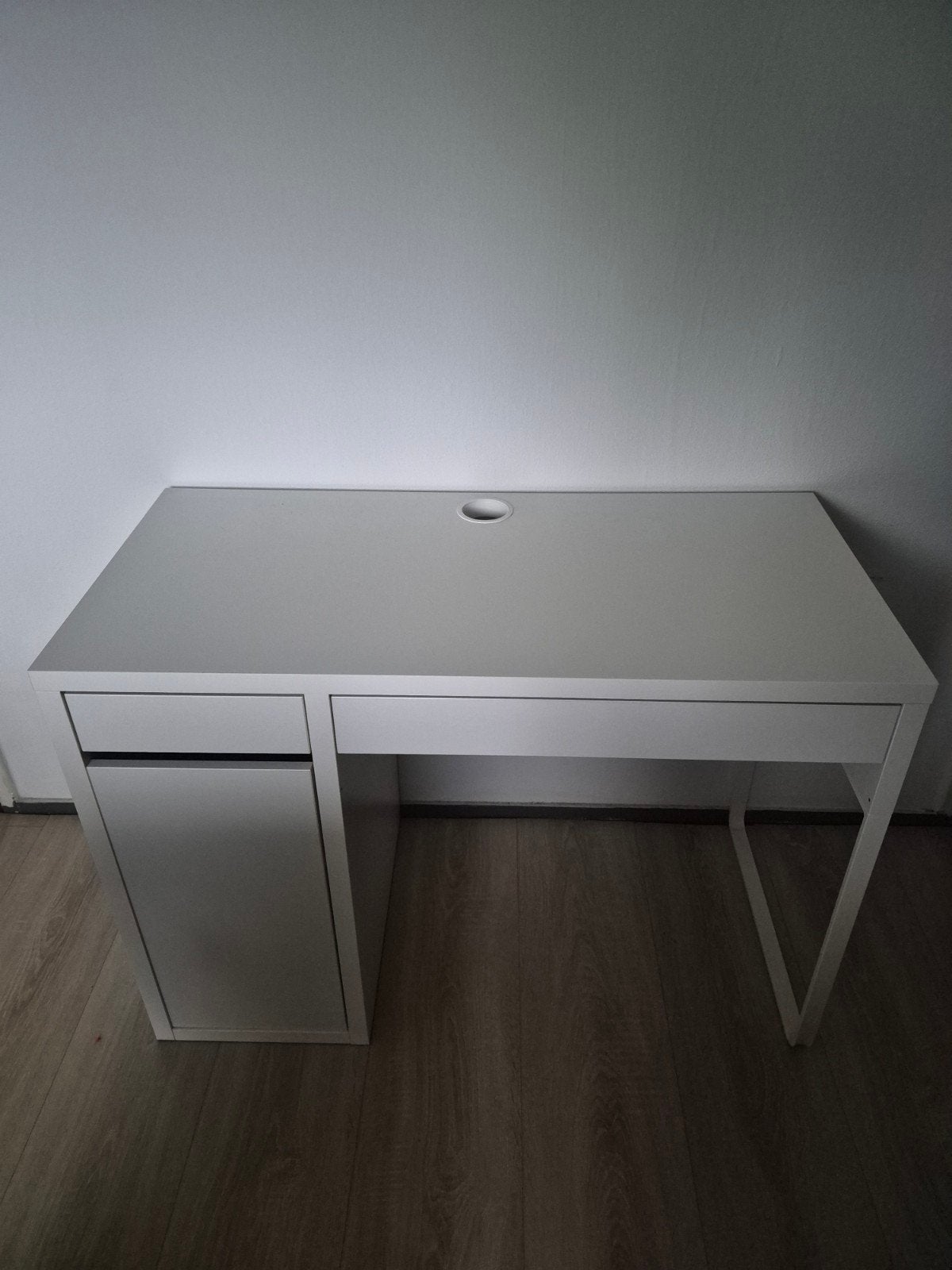 Wit Ikea bureau met lades en klepkastje, Ophalen, Gebruikt, Schoolbureau, IKEA