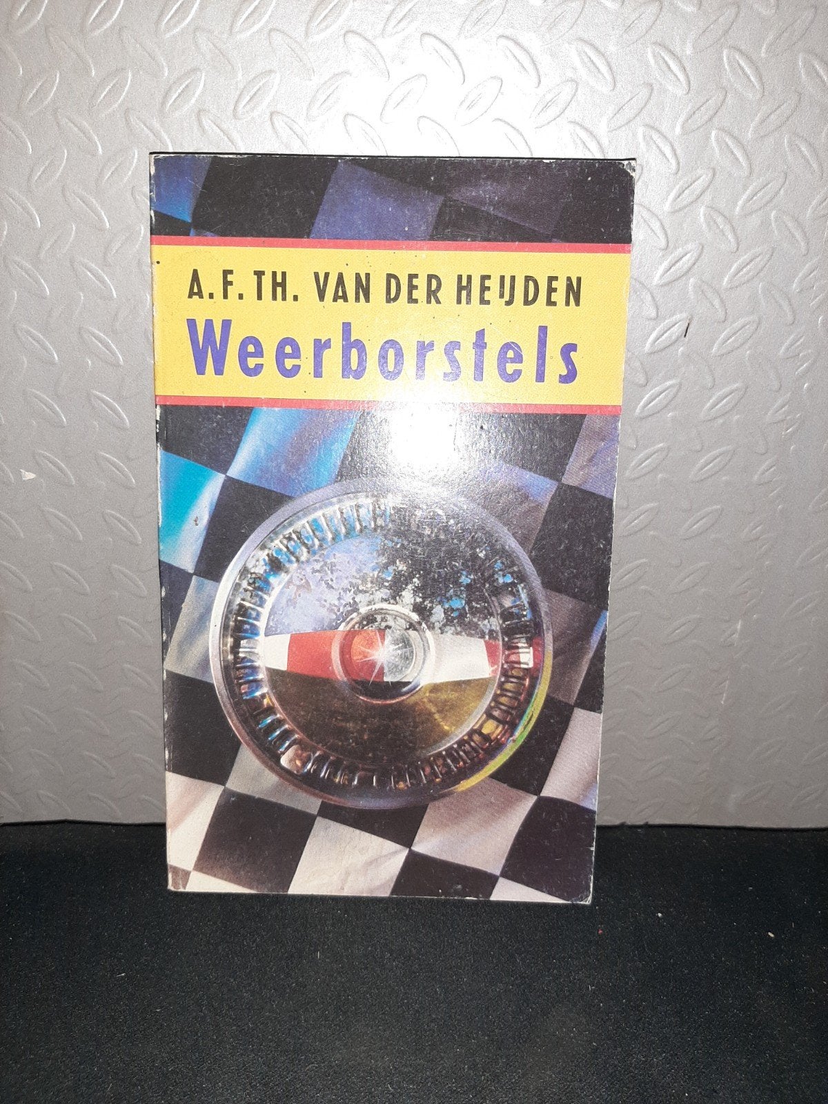 Weerborstels - A.F.Th. van der Heijden (1992), Ophalen of Verzenden, Gelezen, A.F.Th. van der Heijden