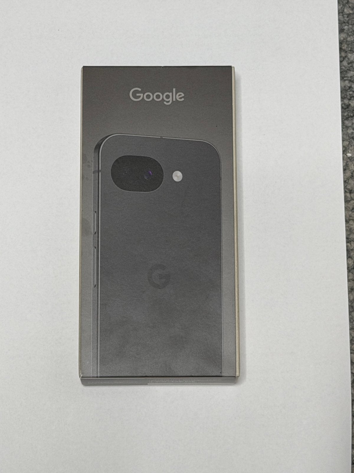 Foto 7 van Google Pixel 10a 128GB Obsidian - Zo goed als nieuw
