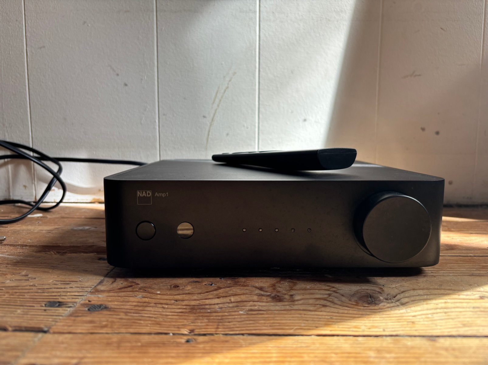 NAD Amp1, Gebruikt, 60 tot 120 watt, Stereo, Ophalen