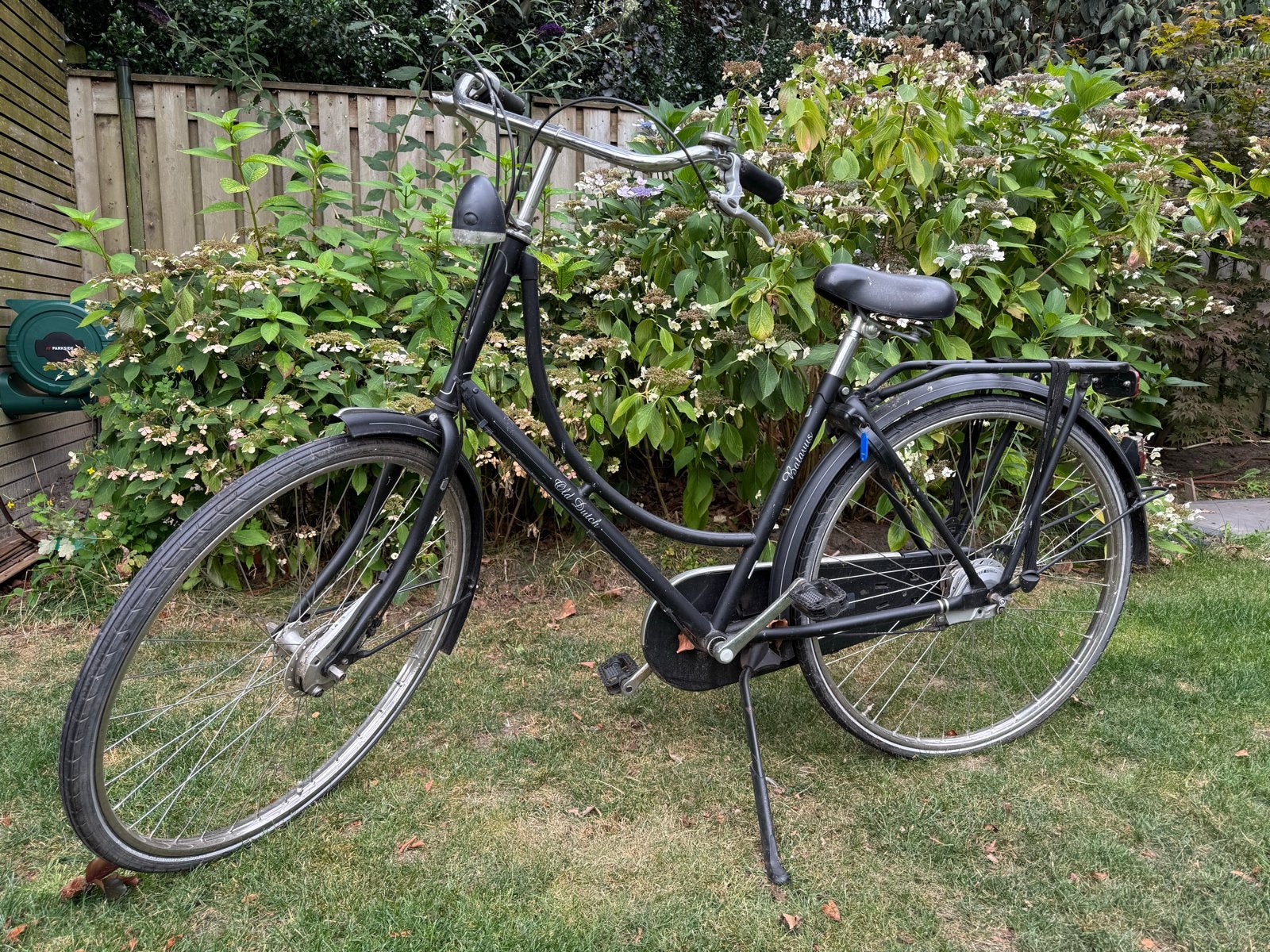 Degelijke zwarte damesfiets - Batavus, Fietsen en Brommers, Fietsen | Dames | Damesfietsen, Ophalen, Terugtraprem, Batavus, 53 tot 56 cm