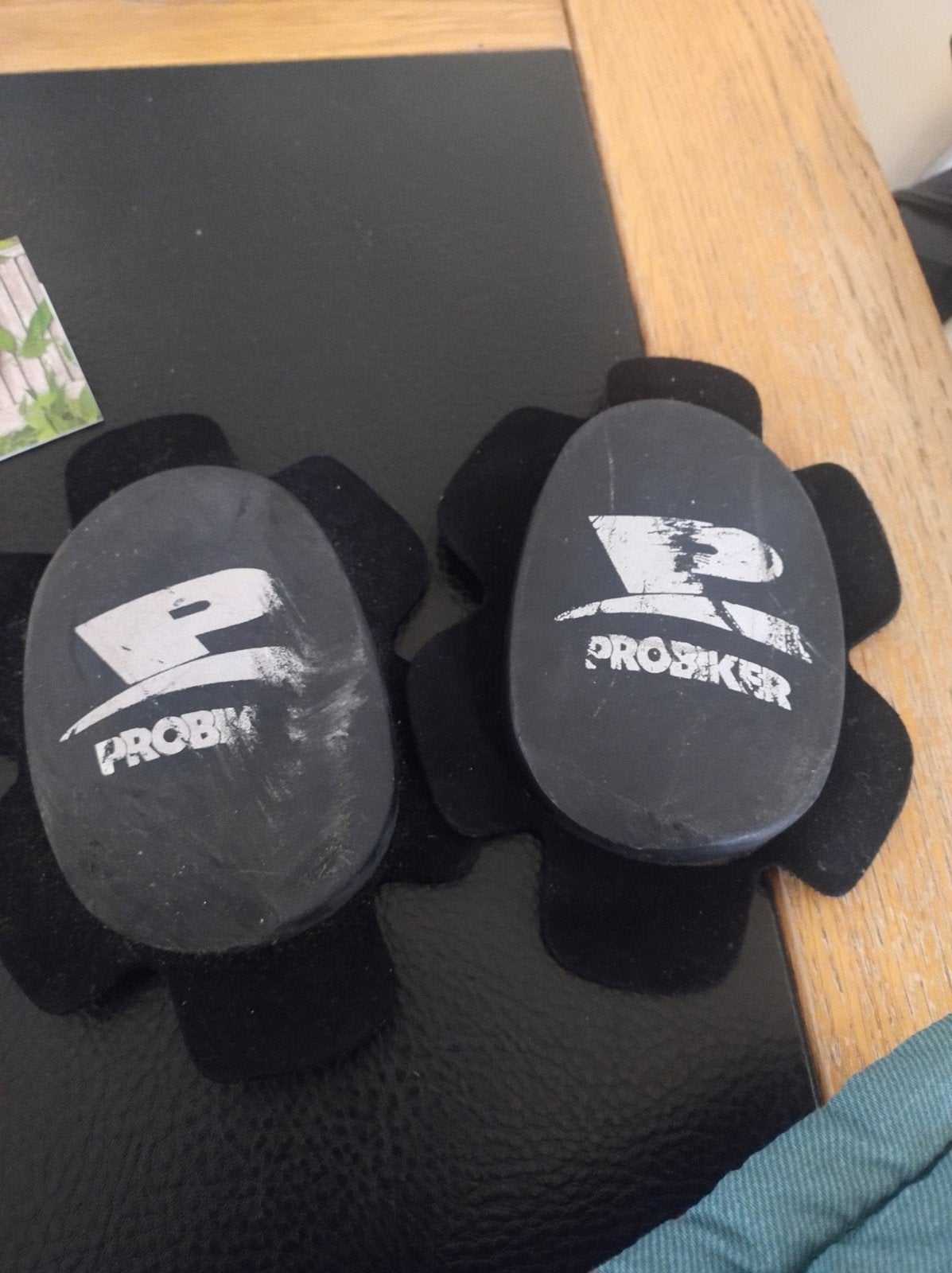 Probiker kneesliders - Gebruikt maar functioneel, Motoren, Kleding | Motorkleding, Ophalen of Verzenden