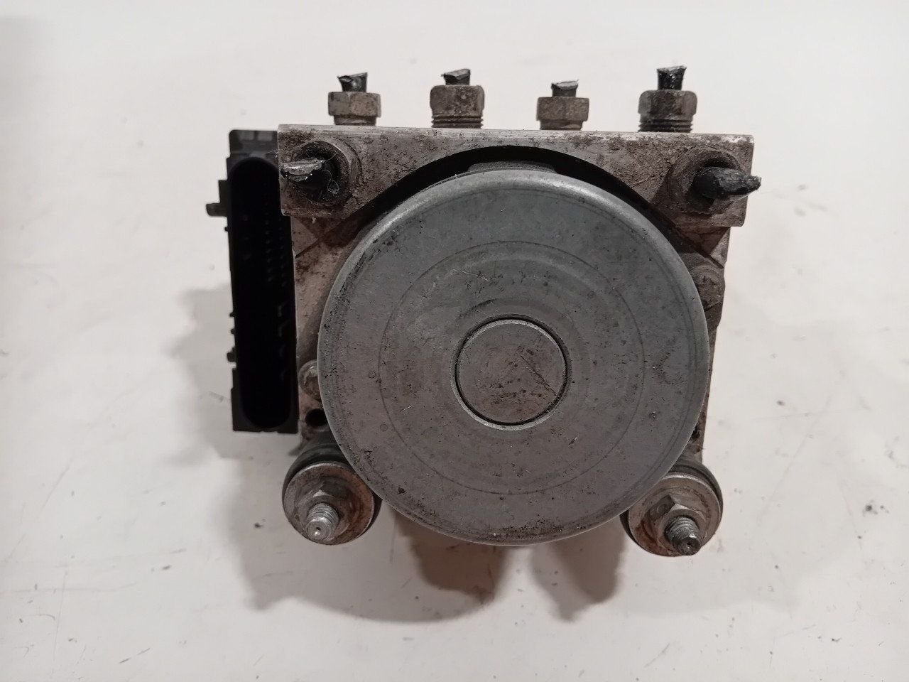 Abs pomp Opel Corsa, Onderdelen@venauto.nl, Van der Ven Autorecycling B.V., Gebruikt, Ettenseweg 76, 4706 PB Roosendaal, The Netherlands