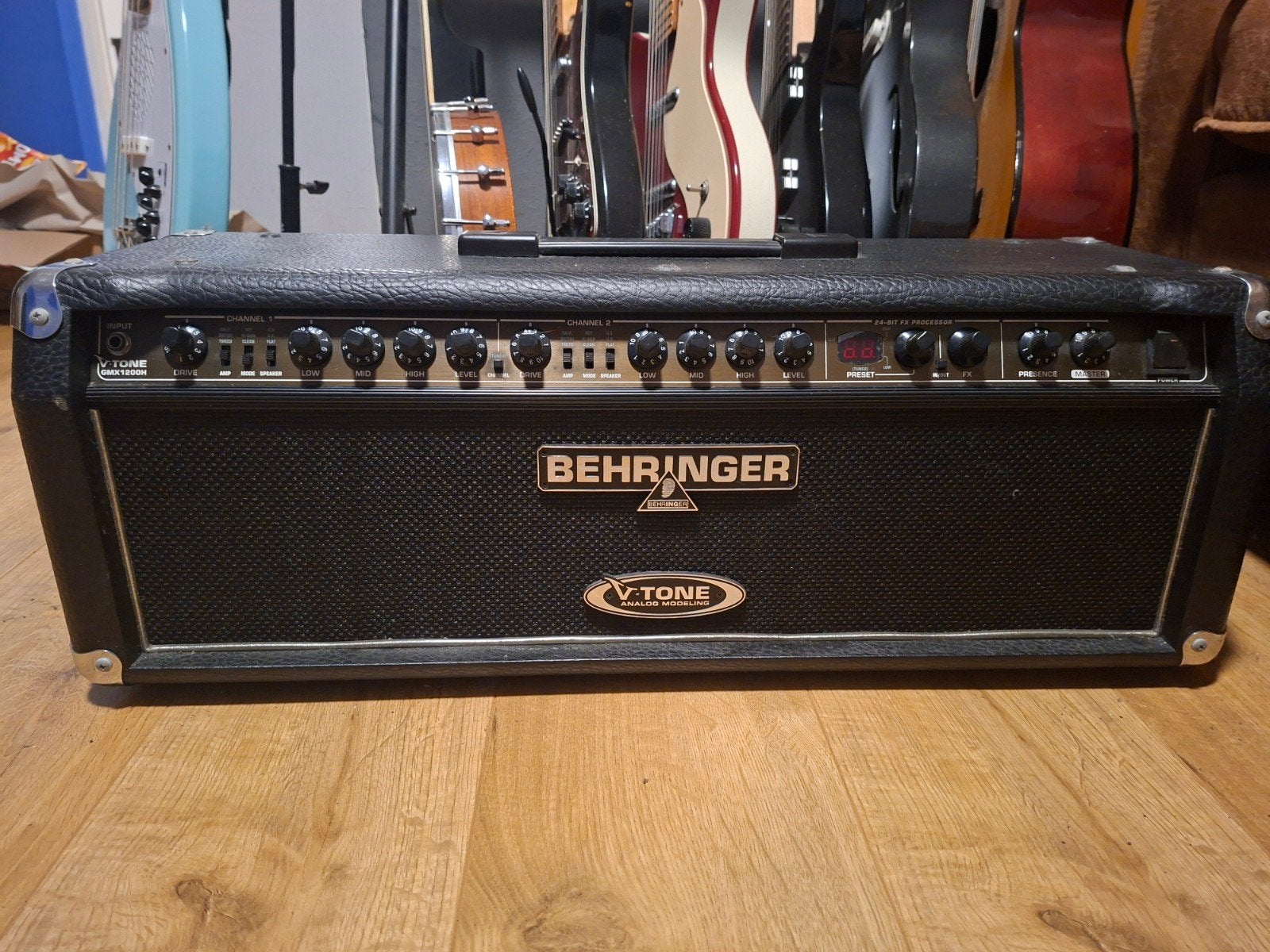 Behringer V-Tone gmx 1200h, Ophalen, Gebruikt, 100 watt of meer